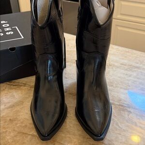 ShuShop Sleek Black Ankle Boots